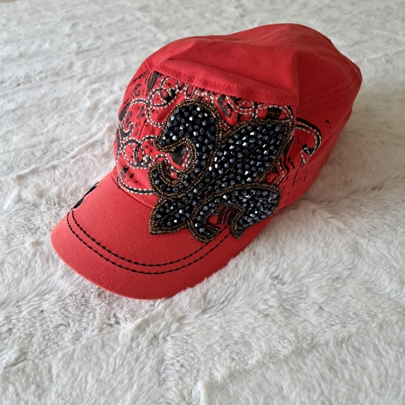 KBethos red textured baseball hat. - Picture 2 of 6